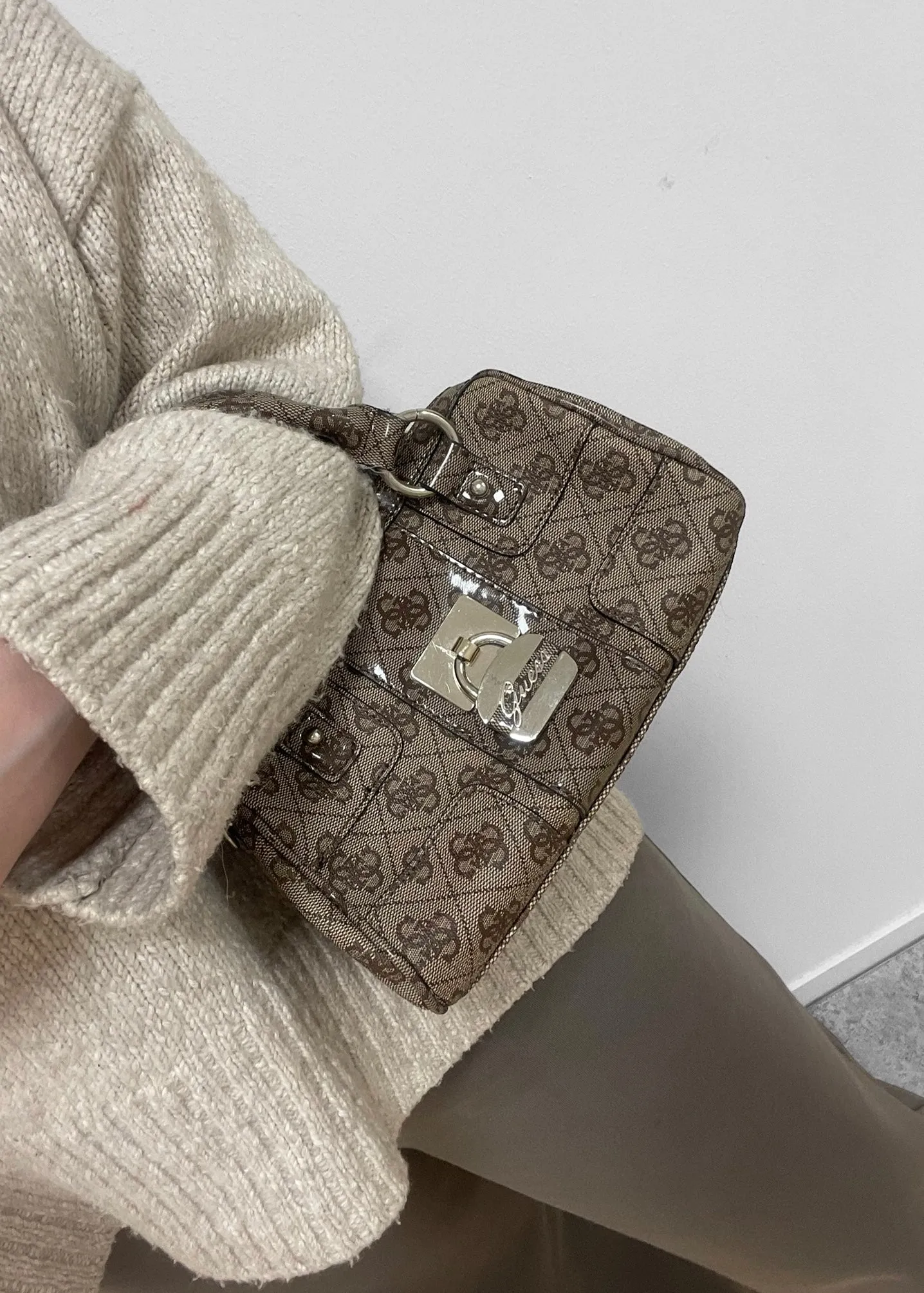 Guess Bag