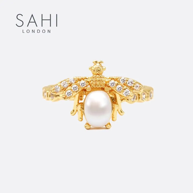 Sahi Golden Bee & Pearl Ring