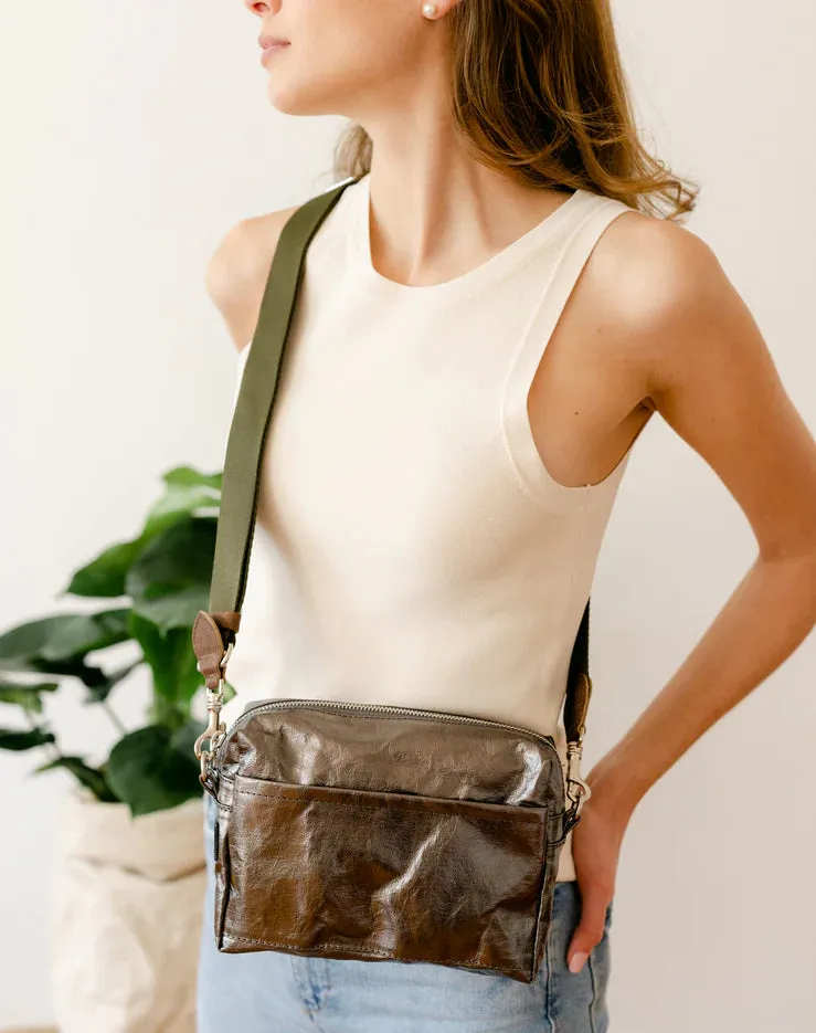 Tracolla Large Crossbody Bag in pewter by Uashmama